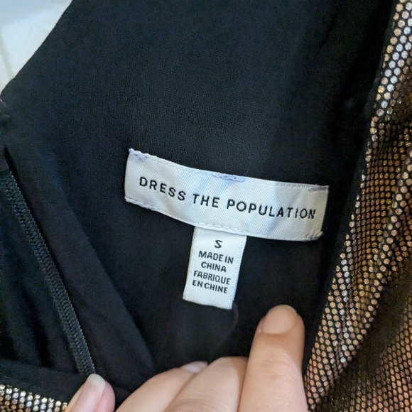 Dress the Population Emilia Gold Metallic Bodycon Dress - Picture 7 of 7